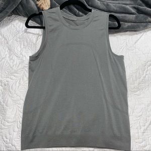 Size 6 Lululemon Swiftly Breathe Muscle Tank